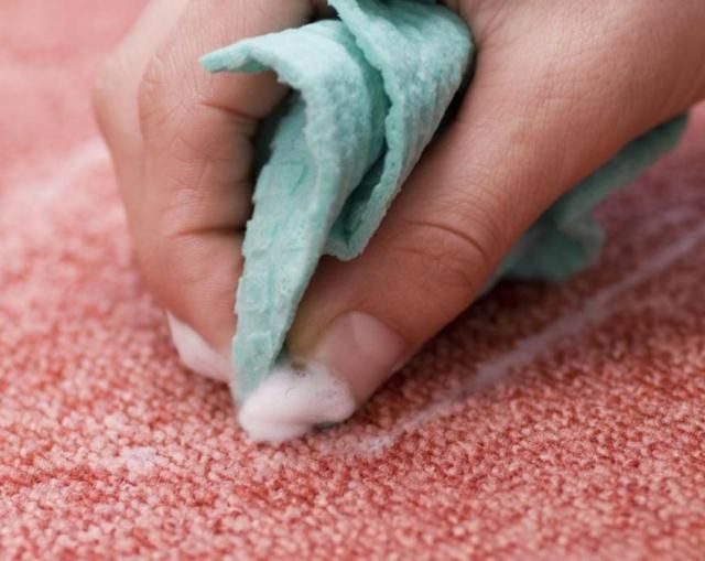 Как очистить одеяло от слайма