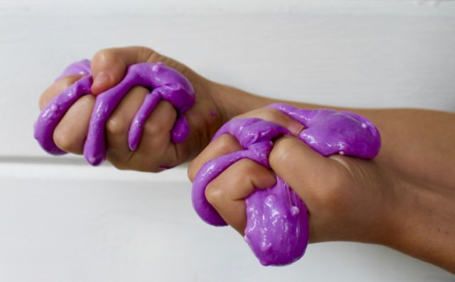 Как сделать фиолетовый слайм своими руками